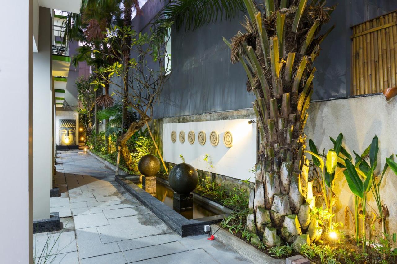Casa Dasa Legian Esterno foto
